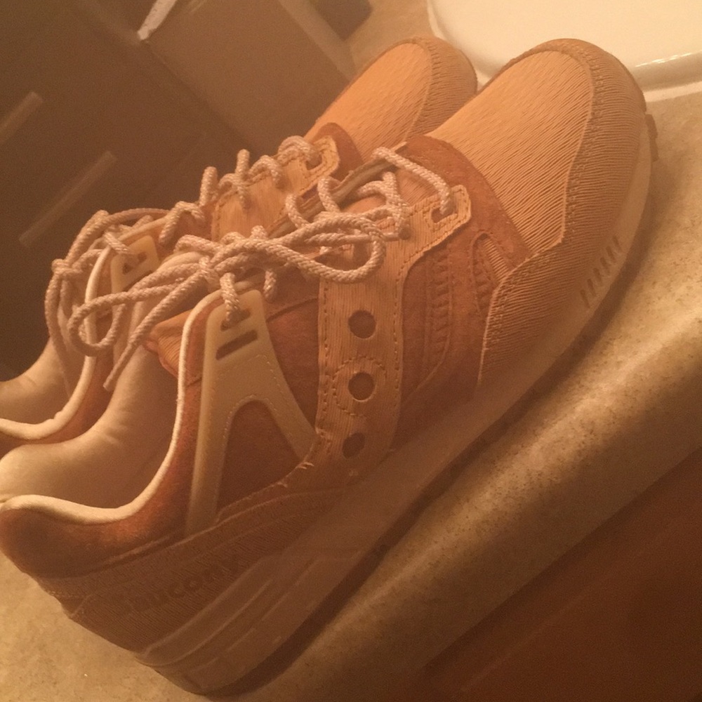 Saucony